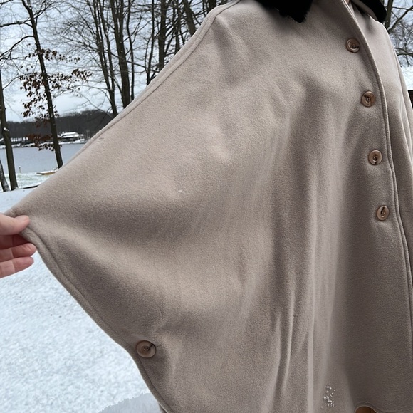 Wool & Cashmere blend cape OS - Picture 4 of 8